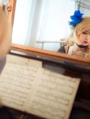 欧美cosplay圣诞_HD日本电影免费